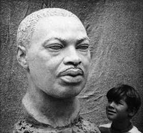 Huff's bust of MLK