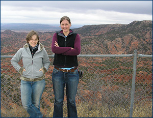 Cindy Looy and Renske Kirchholtes in Caprock Canyon State Park