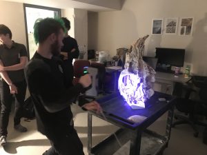 Jacob scans the diprotodon skull.